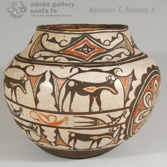 Historic Zuni Pueblo Pottery C3973B